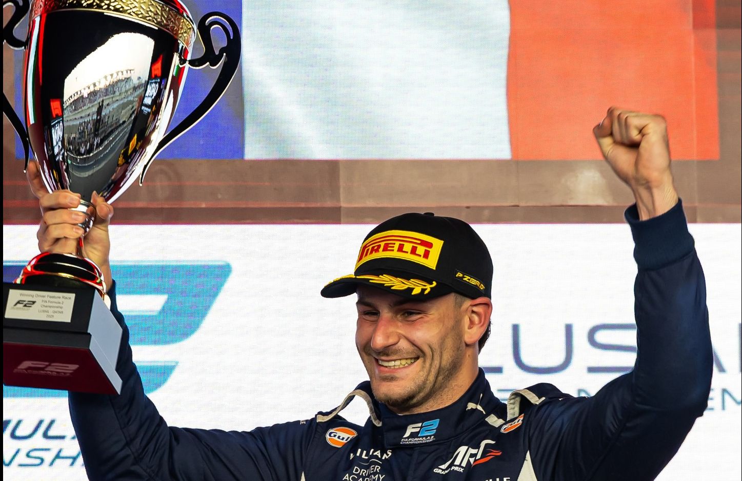 Victor Martins célébrant une victoire